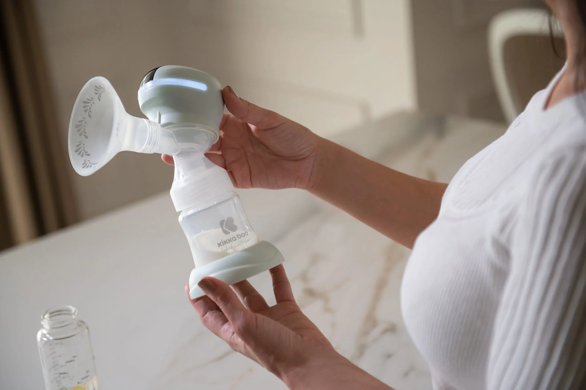 شیردوش برقی کیکابو Kikkaboo مدل Leia Plus